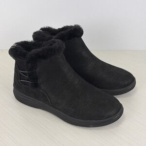 Clarks Breeze Faux Fur Black Ankle Boots Sz 8 Vegan Comfort Walking Snow Warm